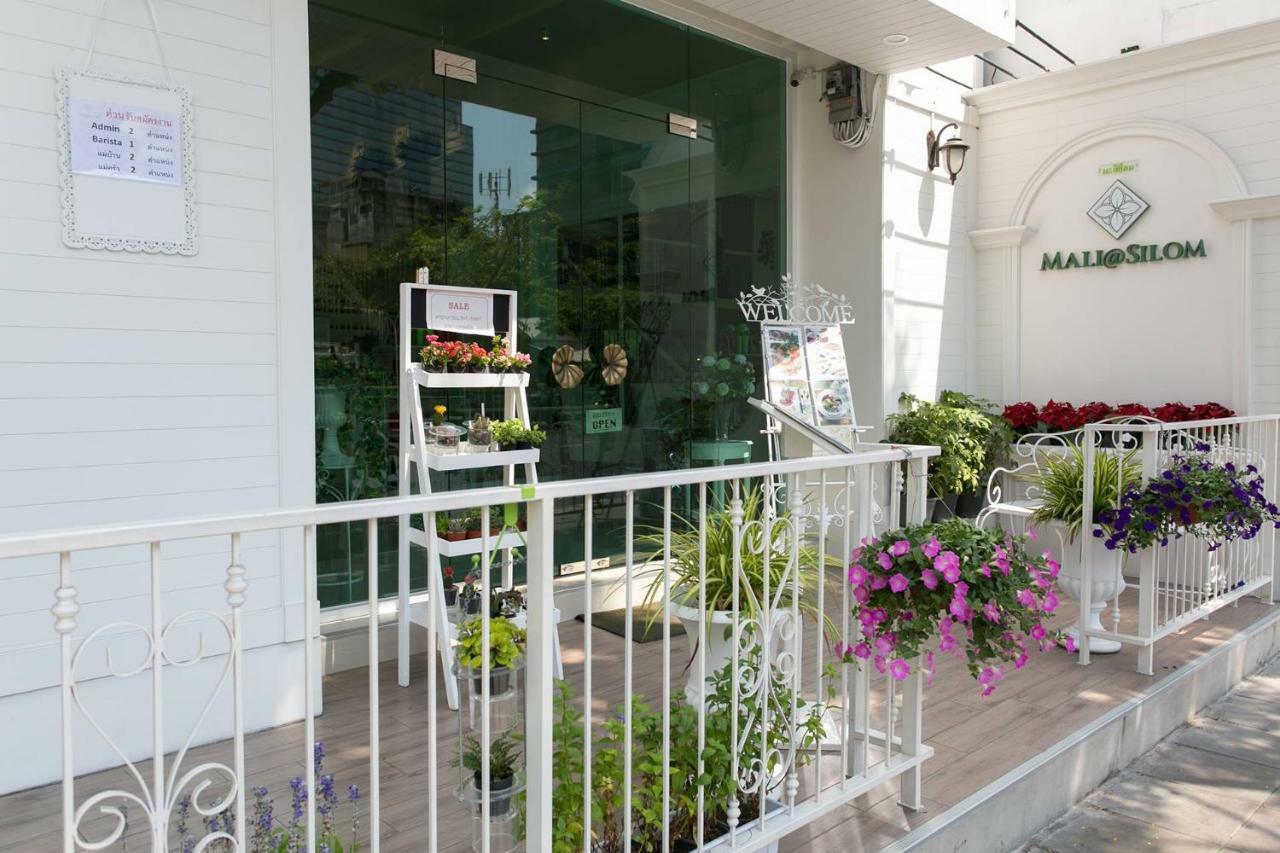 Mali @Silom Boutique Hotel Бангкок Екстер'єр фото